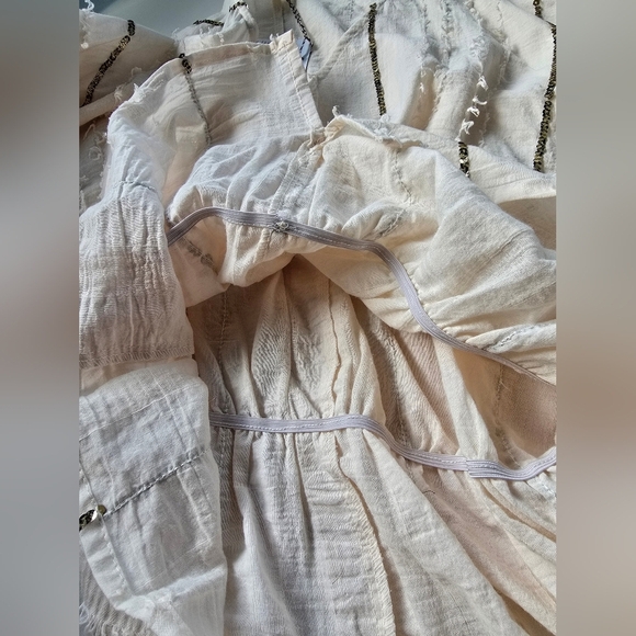 Ellison Boho Sequin Blouse M Cream Nwt - Picture 8 of 8